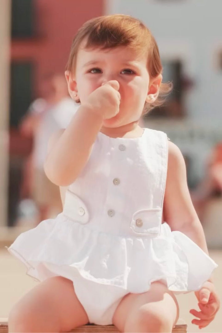 Mac Ilusión "Keira" White Seersucker Striped Shortie - Millie and John