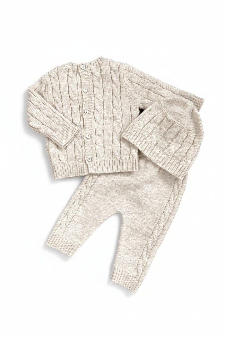 Martín Aranda "Alaric" Beige Cable Knit Top, Trousers & Hat - Millie and John