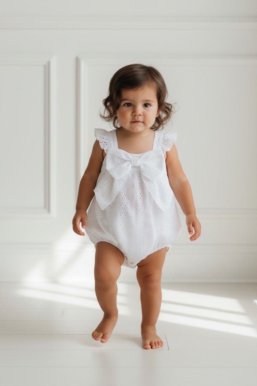 Martín Aranda "Isla" White Broderie Anglaise Shortie - Millie and John