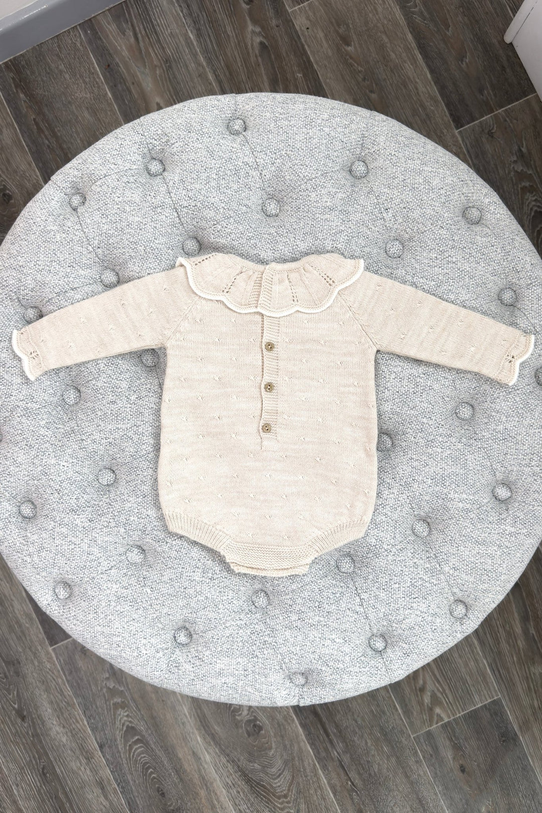 Martín Aranda "Lucero" Beige Knitted Shortie - Millie and John