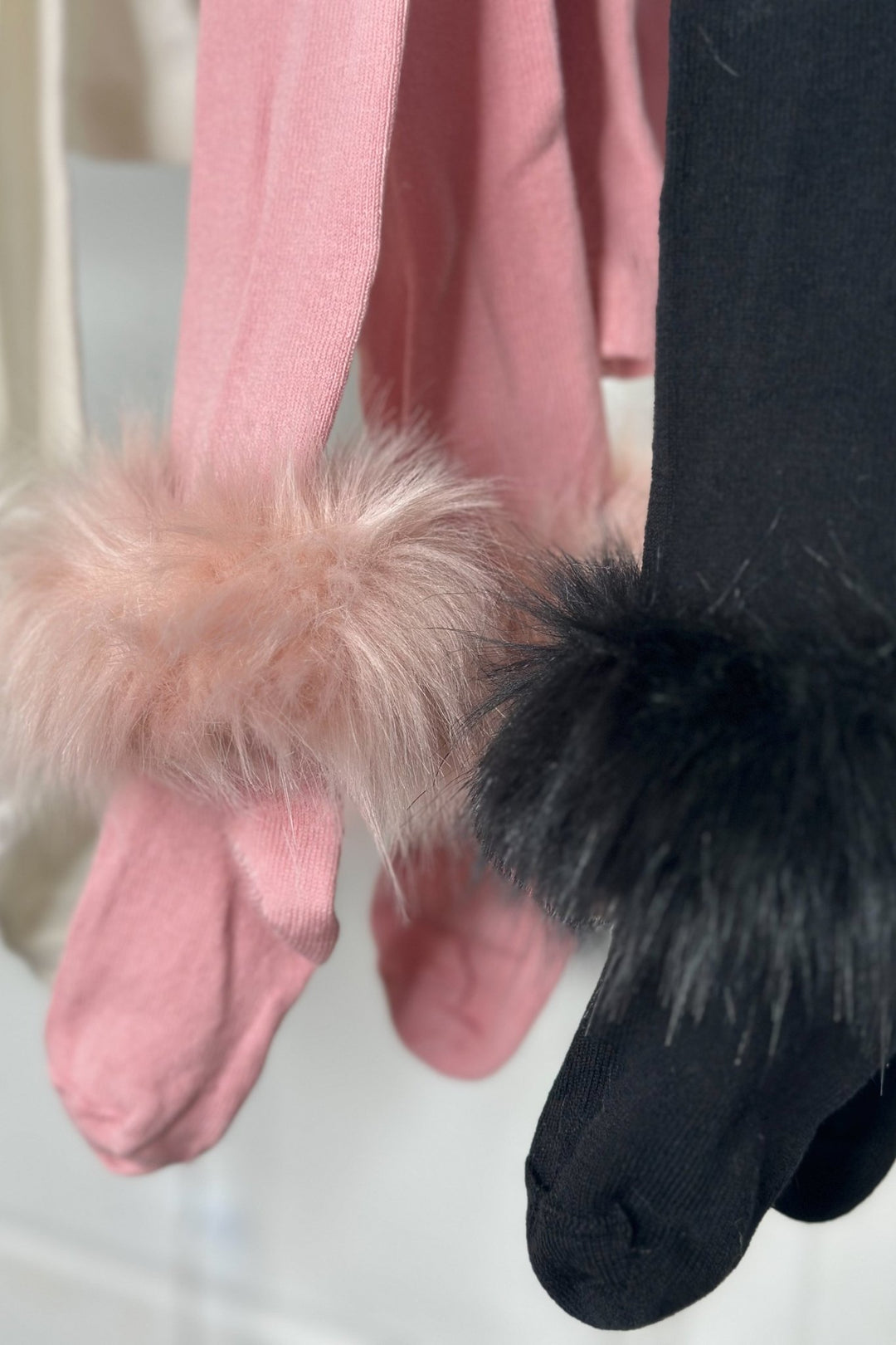 Meia Pata Faux Fur Trim Tights - Millie and John