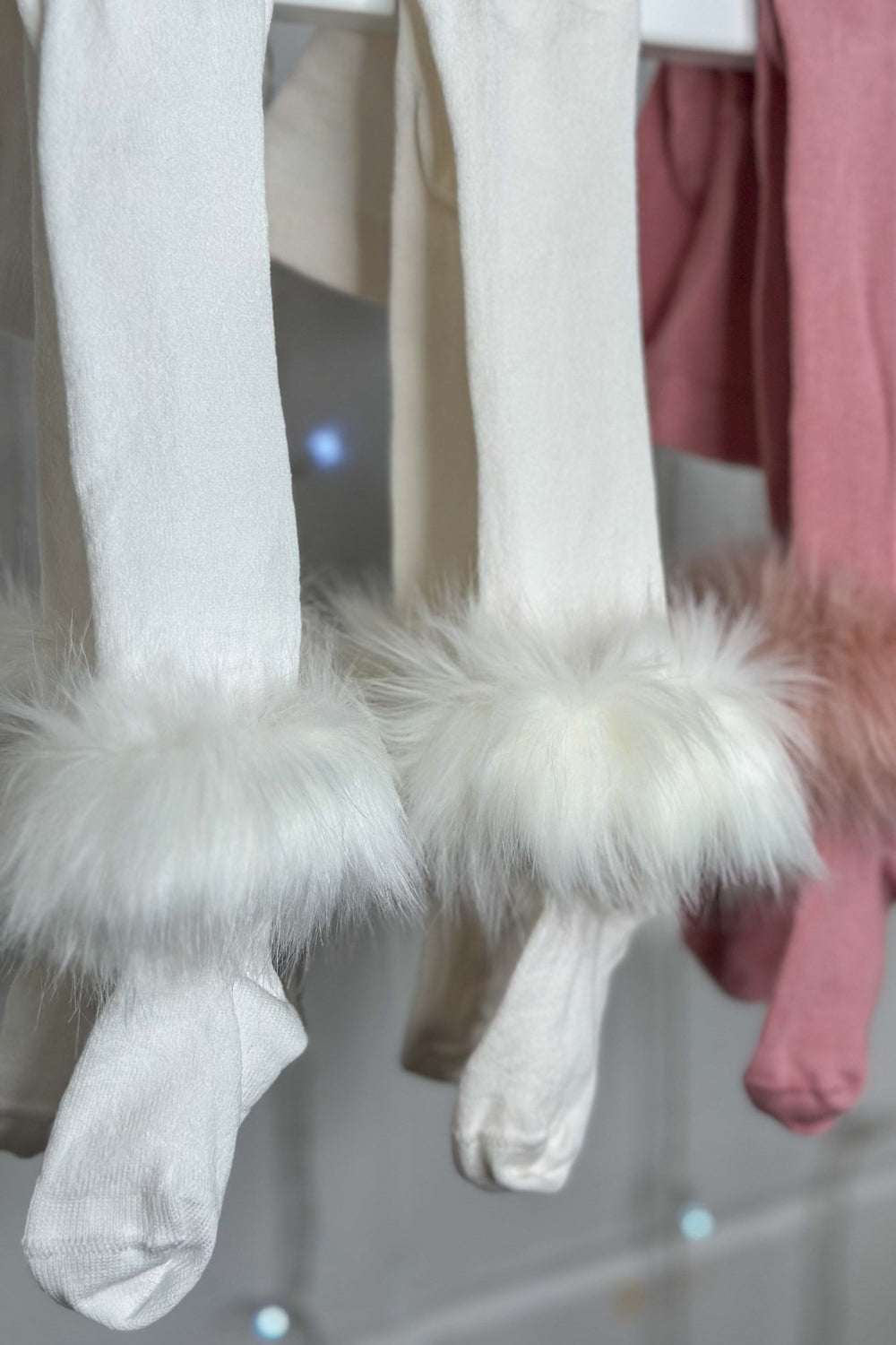 Meia Pata Faux Fur Trim Tights - Millie and John