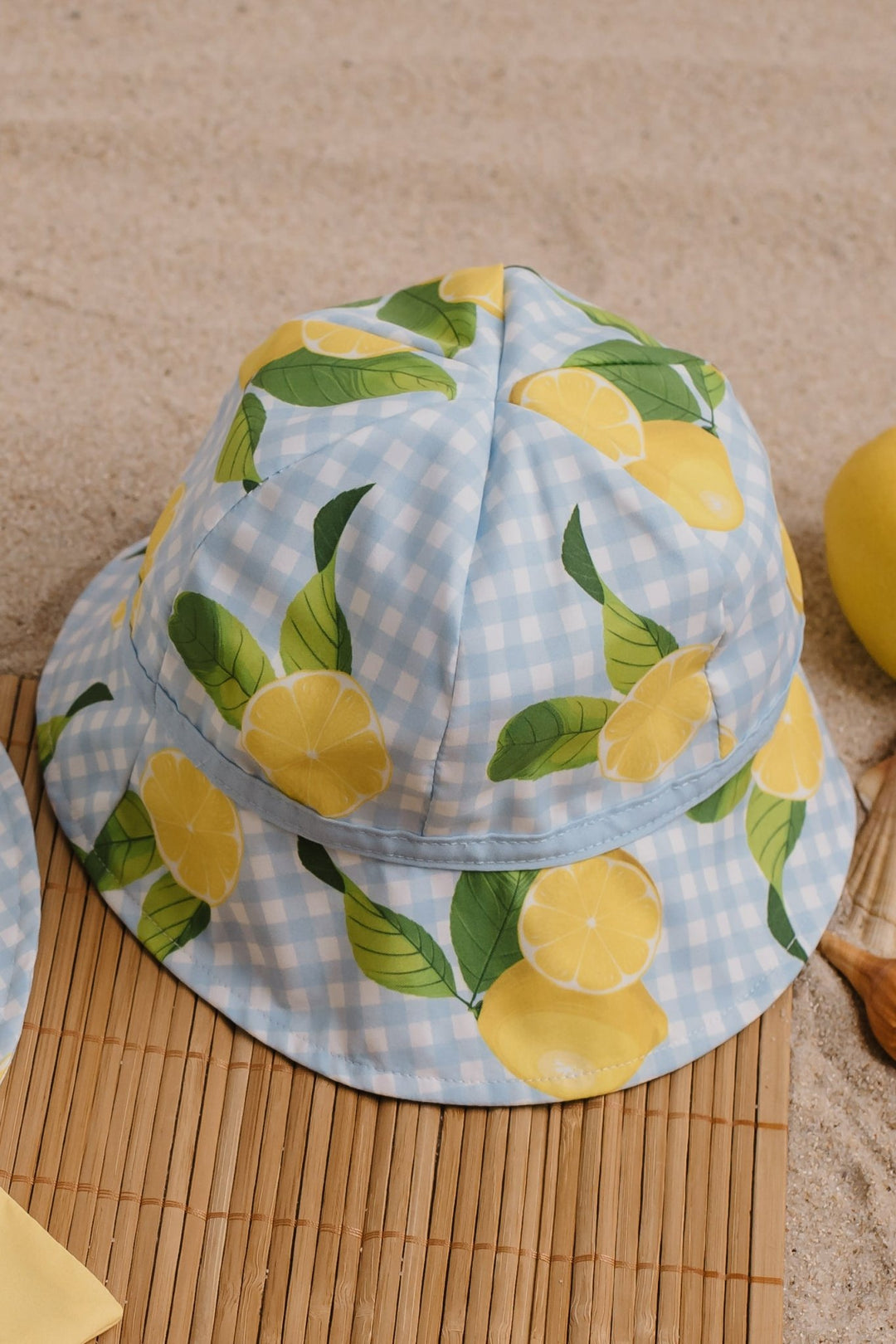 Meia Pata LEMONS Bucket Hat - Millie and John