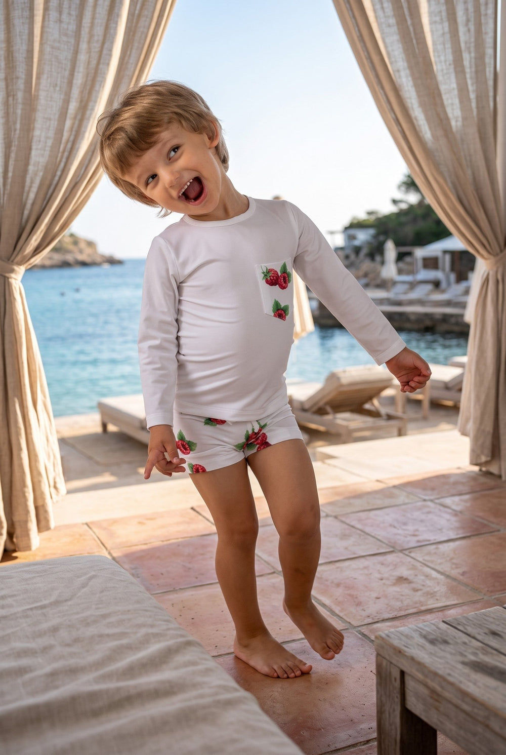 Meia Pata RASPBERRIES Lycra Swim Top - Millie and John