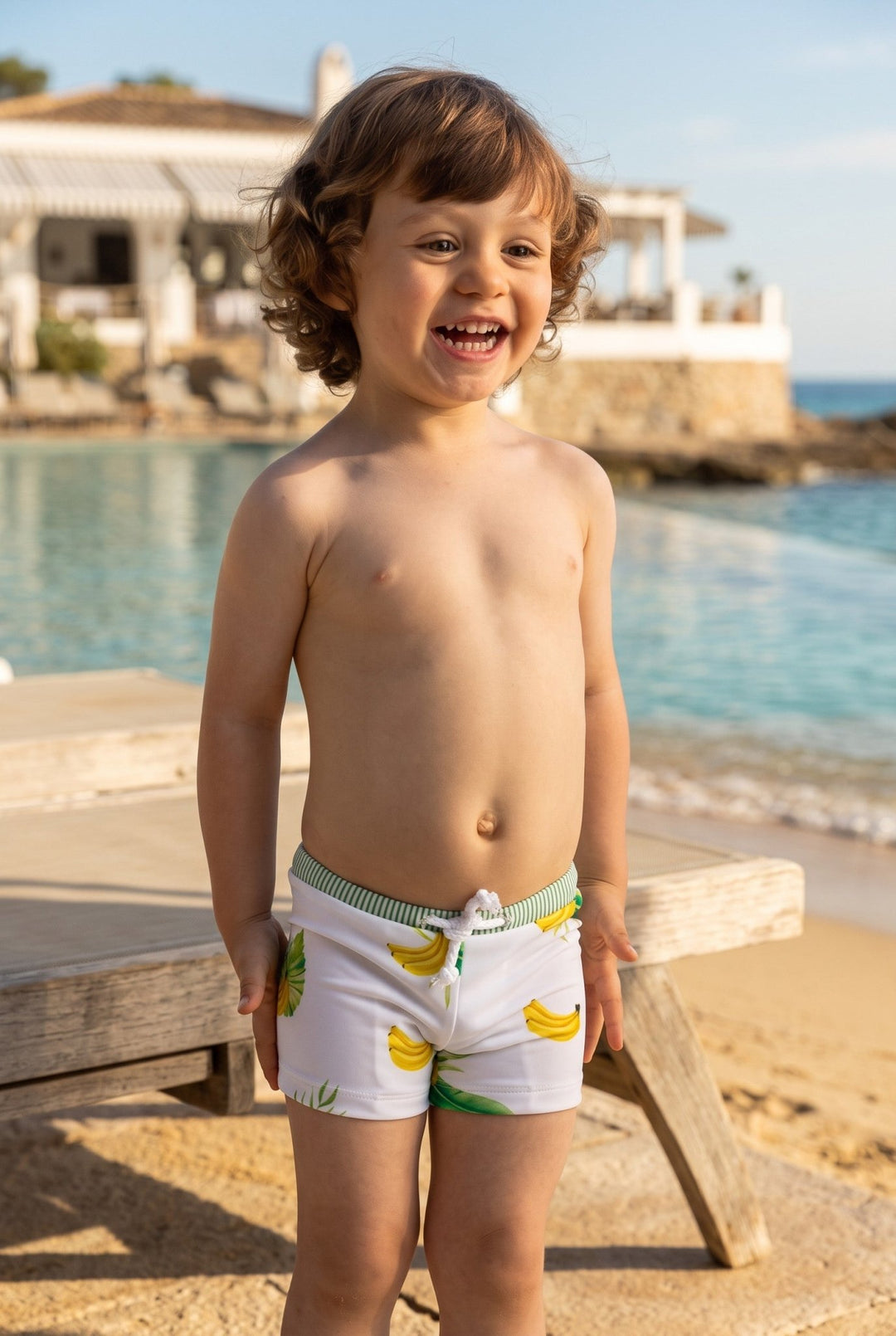Meia Pata TROPICAL Lycra Swim Shorts - Millie and John