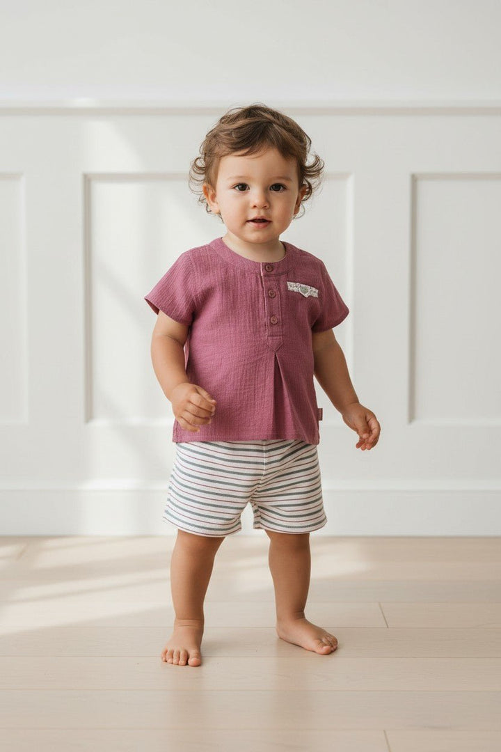 Tutto Piccolo "Zephyr" Plum Cheesecloth T-Shirt &amp; Striped Shorts - Millie and John