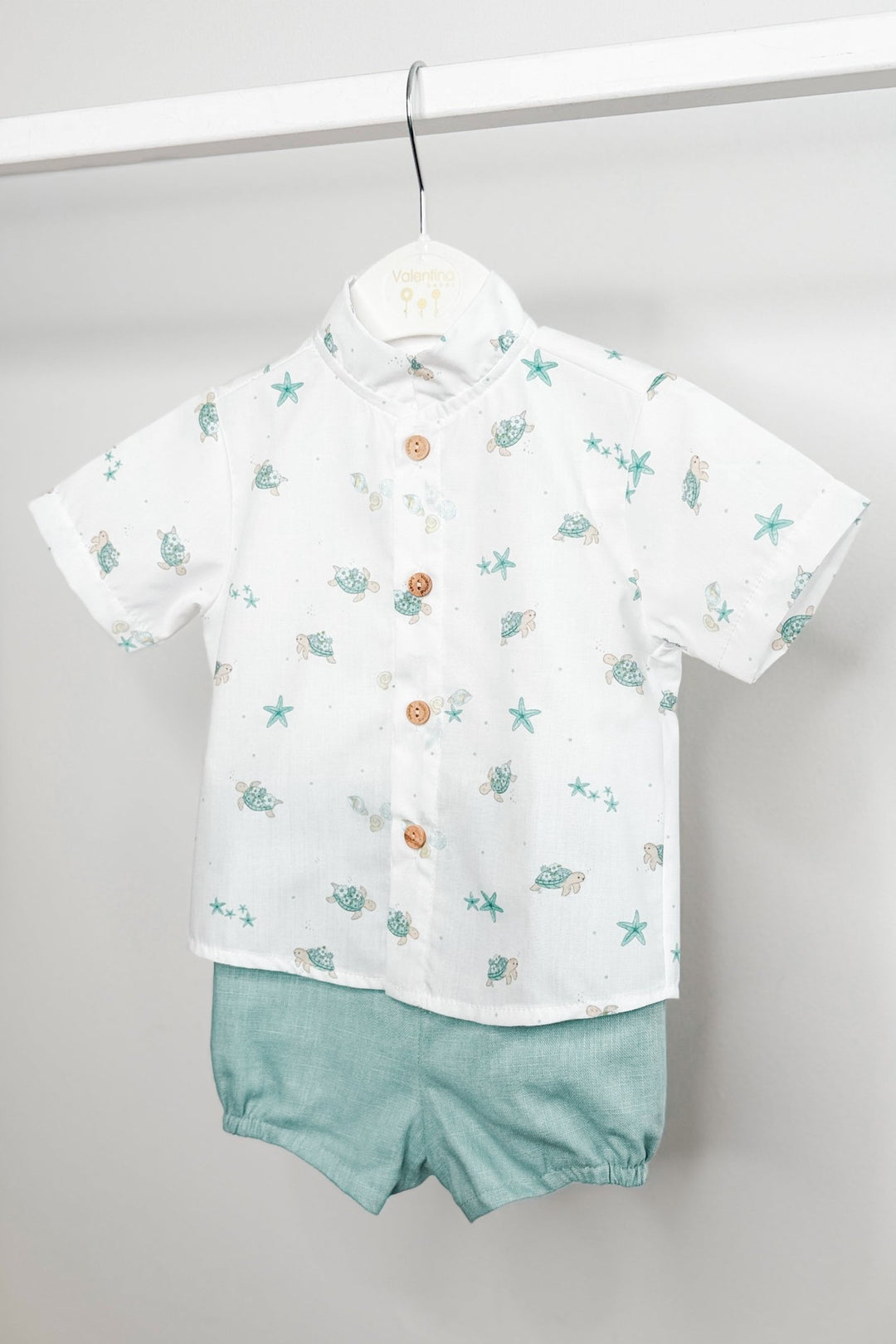 Valentina Bebés "Cove" Sage Green Beach Print Shirt &amp; Shorts - Millie and John