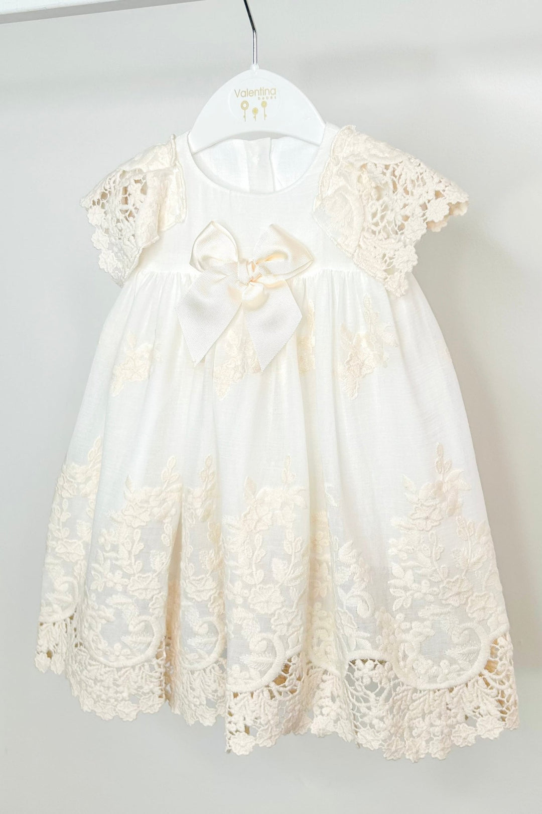 Valentina Bebés "Dorothea" Cream Lace Dress & Bloomers - Millie and John