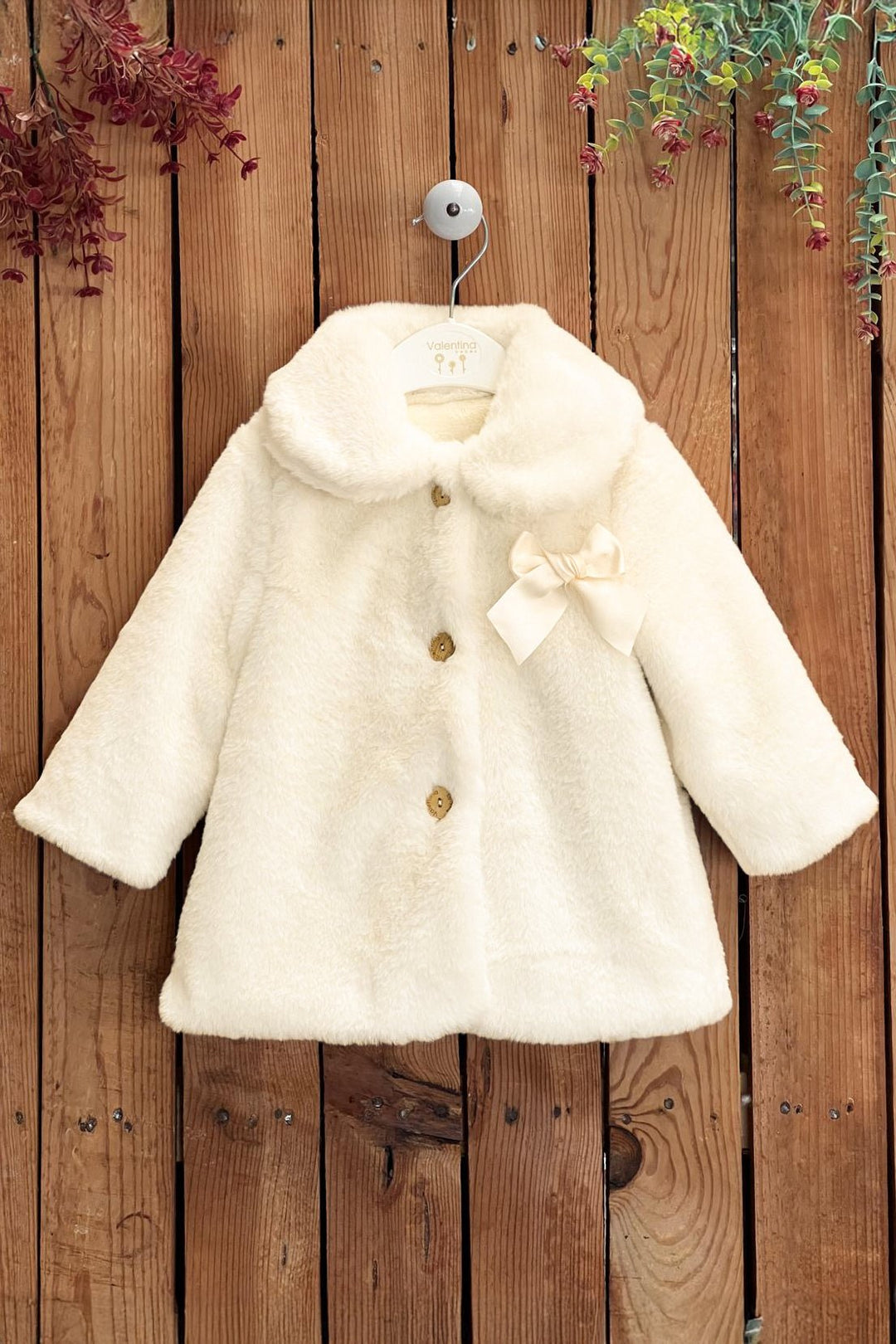Valentina Bebés "Winnie" Ivory Faux Fur Coat - Millie and John