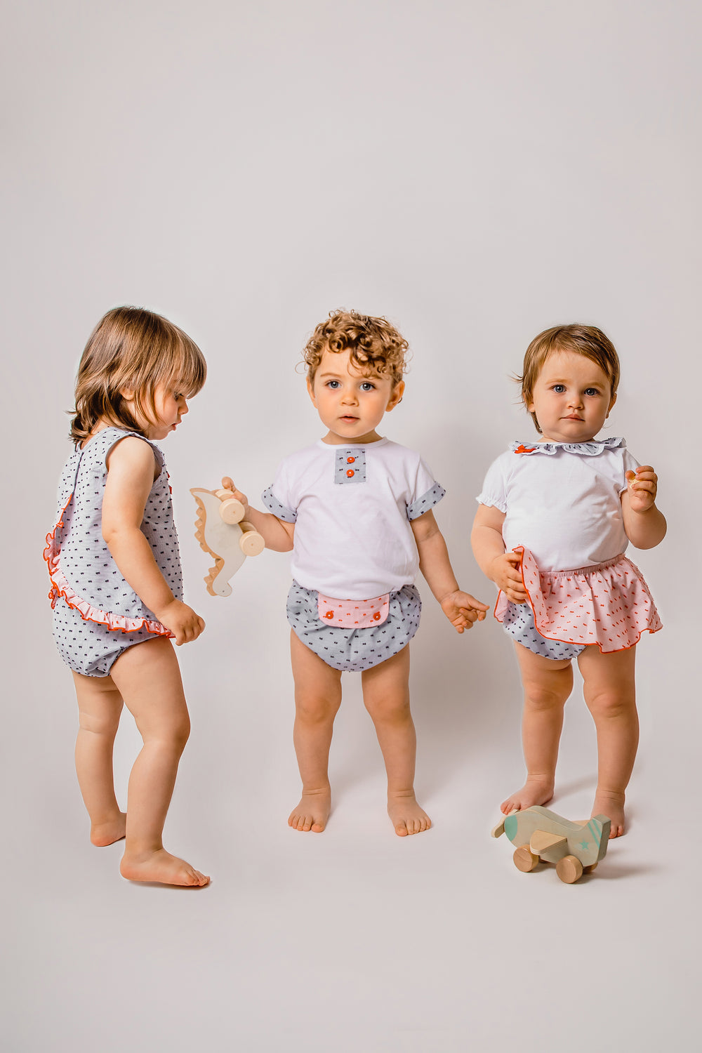 Calamaro "Vincent" White Top & Navy Jam Pants | Millie and John