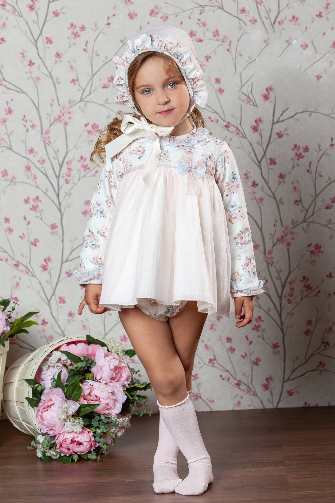 Abuela Tata "Adriana" Pink Vintage Floral Dress, Bloomers & Bonnet - Millie and John