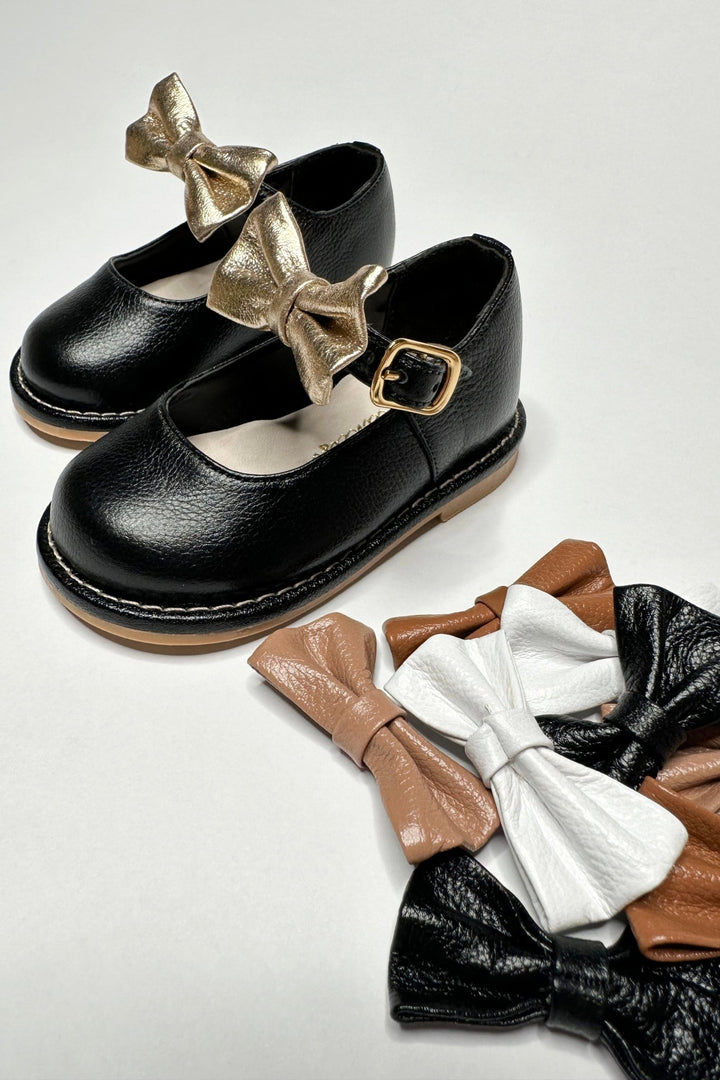 Ananás Petit "Beth" Black Leather Bow Shoes - Millie and John