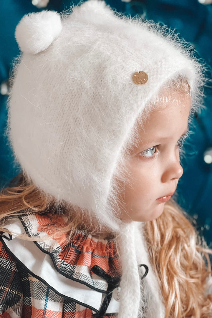 Petite Maison White Cashmere Teddy Hat | Millie and John