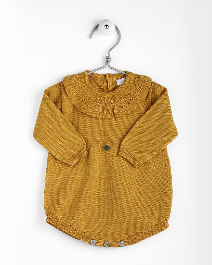 Wedoble Knitted Ruffle Collar Shortie | Millie and John