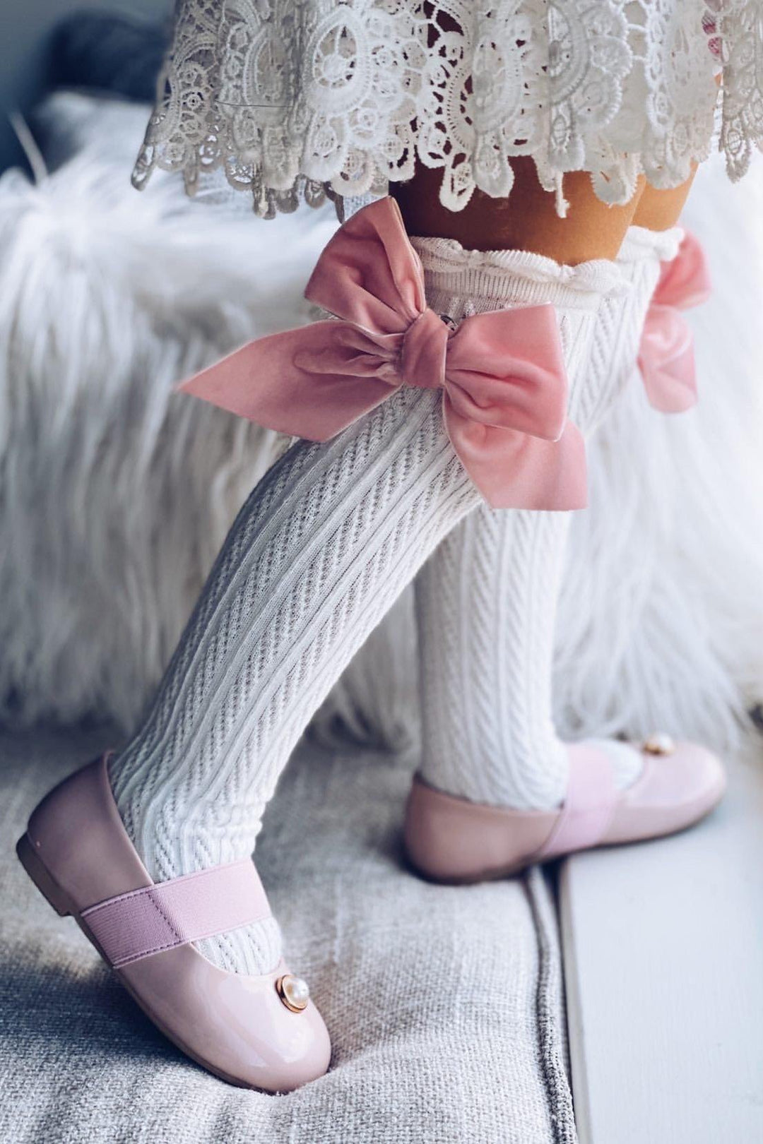 Petite Maison Knee High Velvet Bow Socks - Millie and John